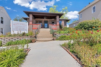 203 W Booneslick Rd, Warrenton, MO 63383