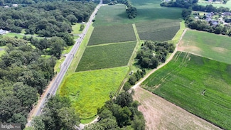 101 Griffin Rd, Mullica Hill, NJ 08062