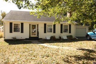 3235 SW 11th St, Topeka, KS 66604