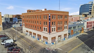 50 Wayne St, Pontiac, MI 48342