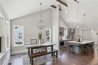 110 S Gardner Ave, Charlotte, NC 28208