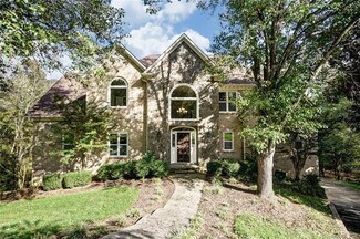 4450 Canoebrook Rd, Charlotte, NC 28210