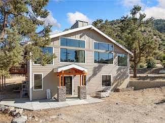 7549 Sand Canyon Rd, Wrightwood, CA 92397