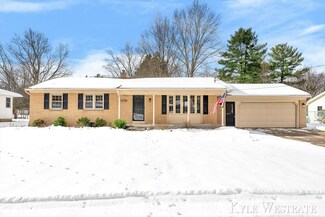 1879 Pheasant Ave NW, Grand Rapids, MI 49534
