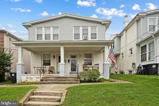 1123 Maple St, Conshohocken, PA 19428