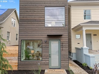 3530 N Borthwick Ave Unit 2, Portland, OR 97227
