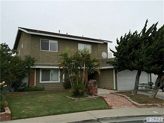 19511 Brookline Cir, Huntington Beach, CA 92646