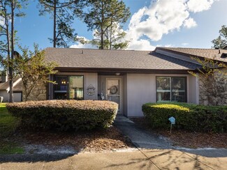3739 NW 54th Ln, Gainesville, FL 32653