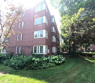 7200 Oak Ave, River Forest, IL 60305