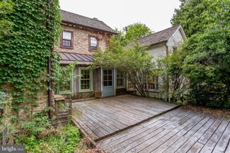 3115 Gallows Hill Rd, Riegelsville, PA 18077
