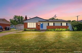 12232 Greenway Dr, Sterling Heights, MI 48312