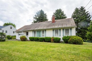 224 Greenwood Ave, Nazareth, PA 18064