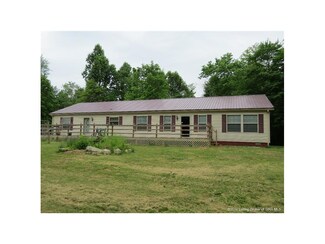 8249 Mayden Trail Rd NE, New Salisbury, IN 47161