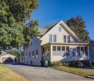 128 S Dewey Ave, Jefferson, WI 53549