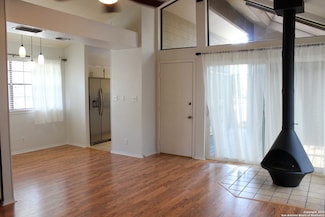 11815 Vance Jackson Rd Unit 301, San Antonio, TX 78230