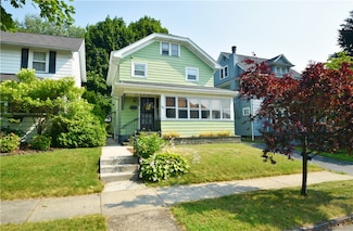 20 Clarington St, Rochester, NY 14609