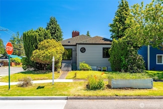 2830 Elm St, Bellingham, WA 98225