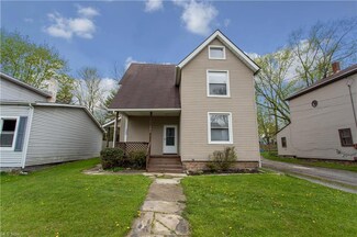 126 Holford Ave, Niles, OH 44446