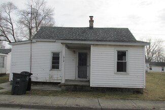 1419 W 16th St, Muncie, IN 47302