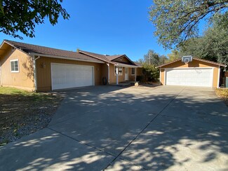 18602 Old Oasis Rd, Redding, CA 96003