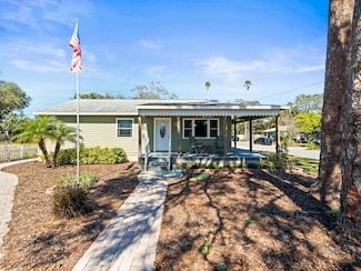 470 Hibiscus Ln N, Dunedin, FL 34698