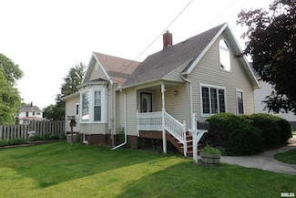 941 E Knox St, Galesburg, IL 61401