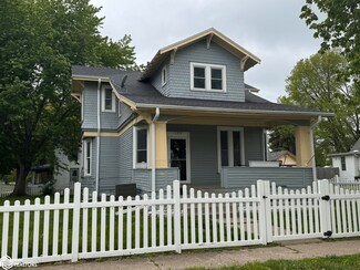 130 S Jackson St, Osceola, IA 50213