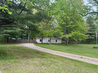 9850 Cadillac Dr, Lake, MI 48632