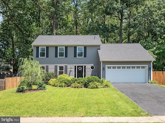 1420 Bayshire Ln, Herndon, VA 20170