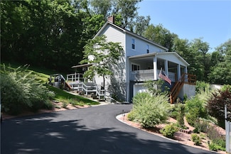 226 Johnston St, McDonald, PA 15057