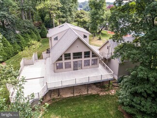 4800 Peaceful Pine Ln, Hampstead, MD 21074