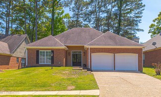 859 N Deerfield Dr, Canton, MS 39046