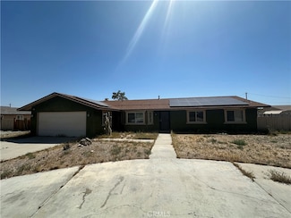 15395 Apache Rd, Apple Valley, CA 92307