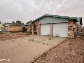 10428 Cronus Dr, El Paso, TX 79924