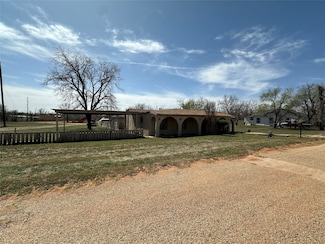 703 W Avenue B, Sweetwater, TX 79556