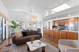 185 Forest Ave Unit 4C, Palo Alto, CA 94301