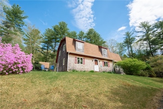 1712 Plainfield Pike, Greene, RI 02827