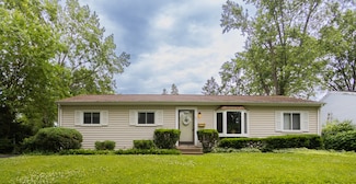 401 Westmoreland Dr, Vernon Hills, IL 60061
