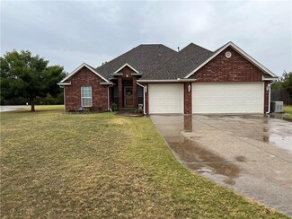 209 S Nelson Dr, Mustang, OK 73064