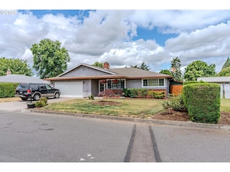 1445 NE 17th St, Gresham, OR 97030