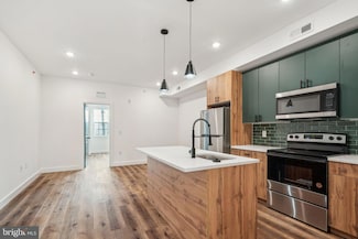2630 N 11th St Unit 2, Philadelphia, PA 19133