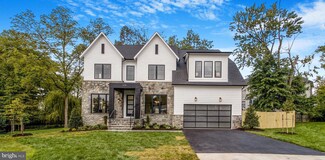 2234 Whitcomb Place, Falls Church, VA 22046