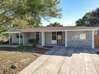 1085 Whitewood Dr, Deltona, FL 32725