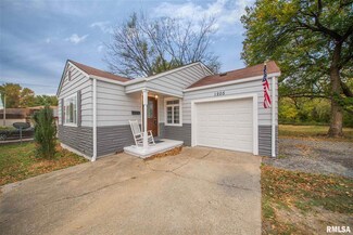 1205 N Main St, Benton, IL 62812