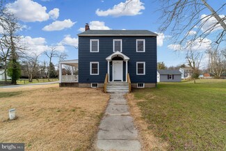 602 Cedar Crest Dr, Penns Grove, NJ 08069