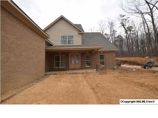 585 Telephone Tower Rd, Laceys Spring, AL 35754