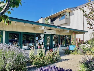 199 Main St, Eastsound, WA 98245