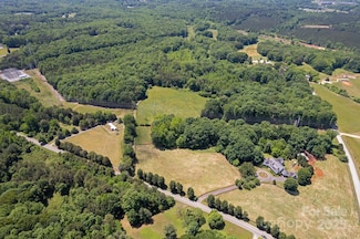 21121 Shearer Rd Unit 2 & 3, Davidson, NC 28036