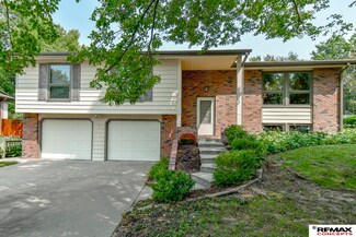 1732 Pinedale Ave, Lincoln, NE 68506