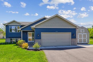 9709 42nd St NE, Saint Michael, MN 55376